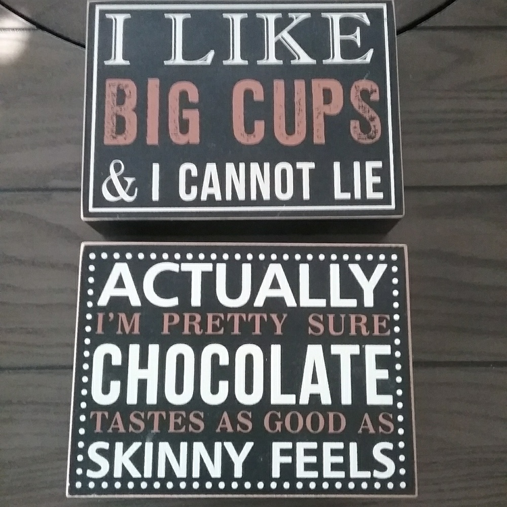 2 Wall Hangings